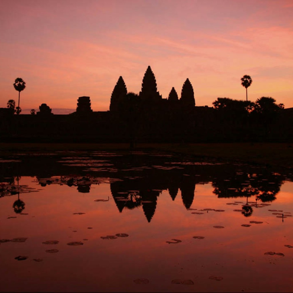 Visita a la Vespa d'Angkor al alba