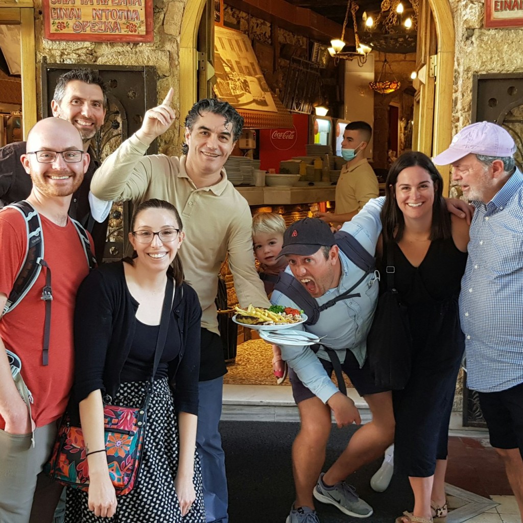 Athens: Guided Traditional Greek Food Tour