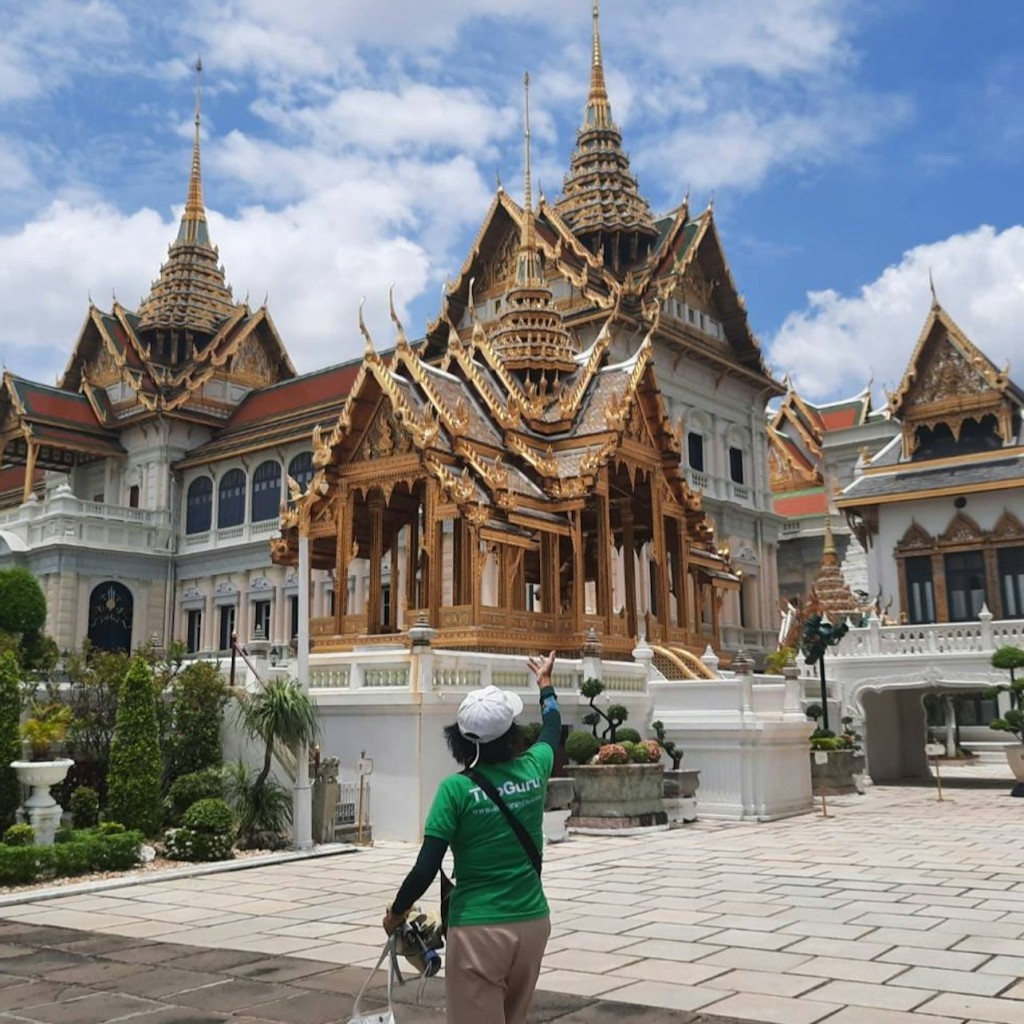 Bangkok: Grand Palace & Wat Phra Kaew Rundgang - Small Group Tour