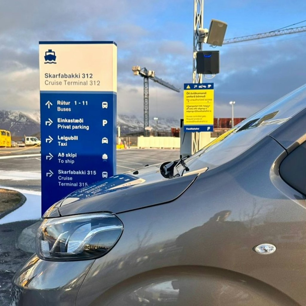 Laguna Blu: Trasferimento privato di sola andata dal terminal crociere di Skarfabakki
