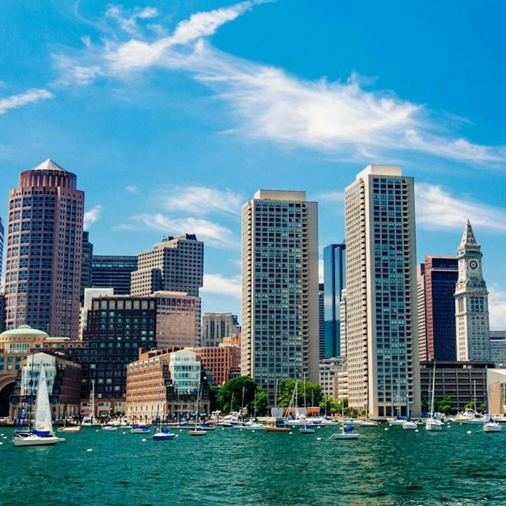 Boston: Geführte Tour in kleiner Gruppe + Boston Bootstour/New England Aquarium Eintritt