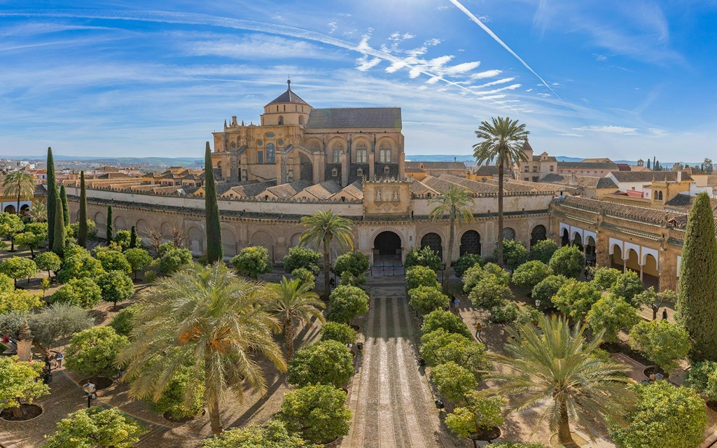 Mezquita Córdoba Tickets (Cordoba Mosque-Cathedral, Alcázar & Jewish Quarter Guided Tour in English)
