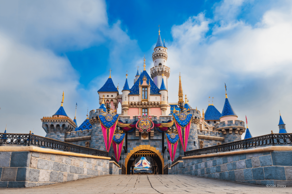 Entrada para Disneyland Park y Disney California Adventure Park (3 días Park Hopper con Lightning Lane Multi Pass)
