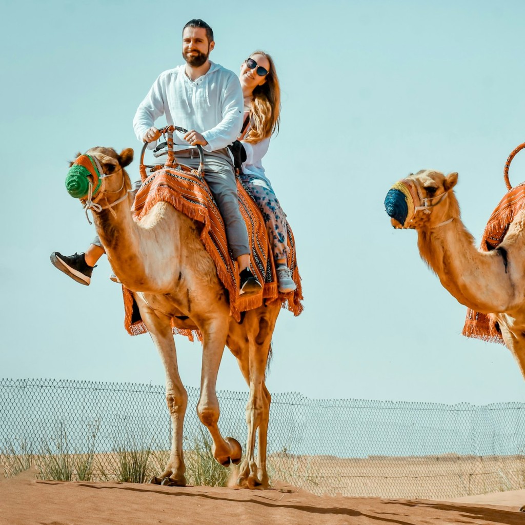 Dubai: safari nit al desert + sopar a la barbacoa