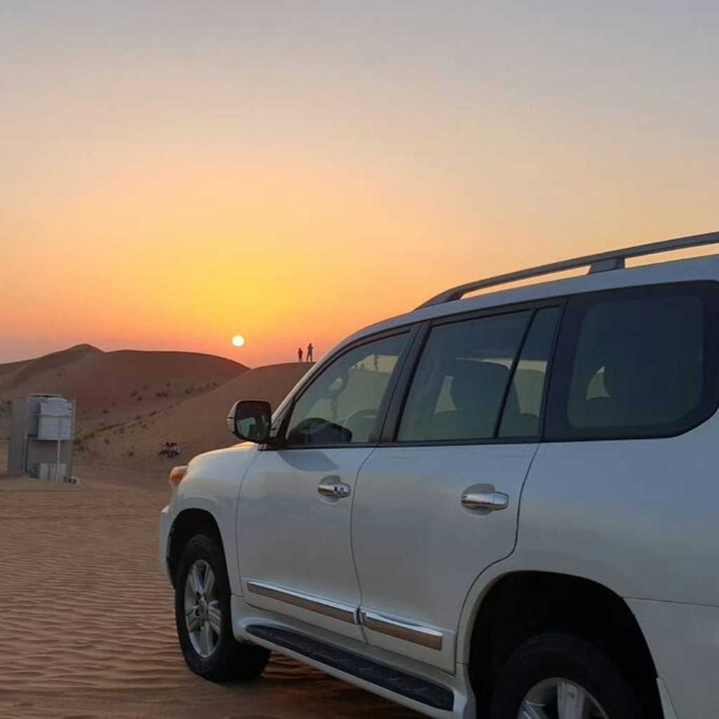 Dubai: Safari matinal no deserto nas altas dunas vermelhas + Sandboard