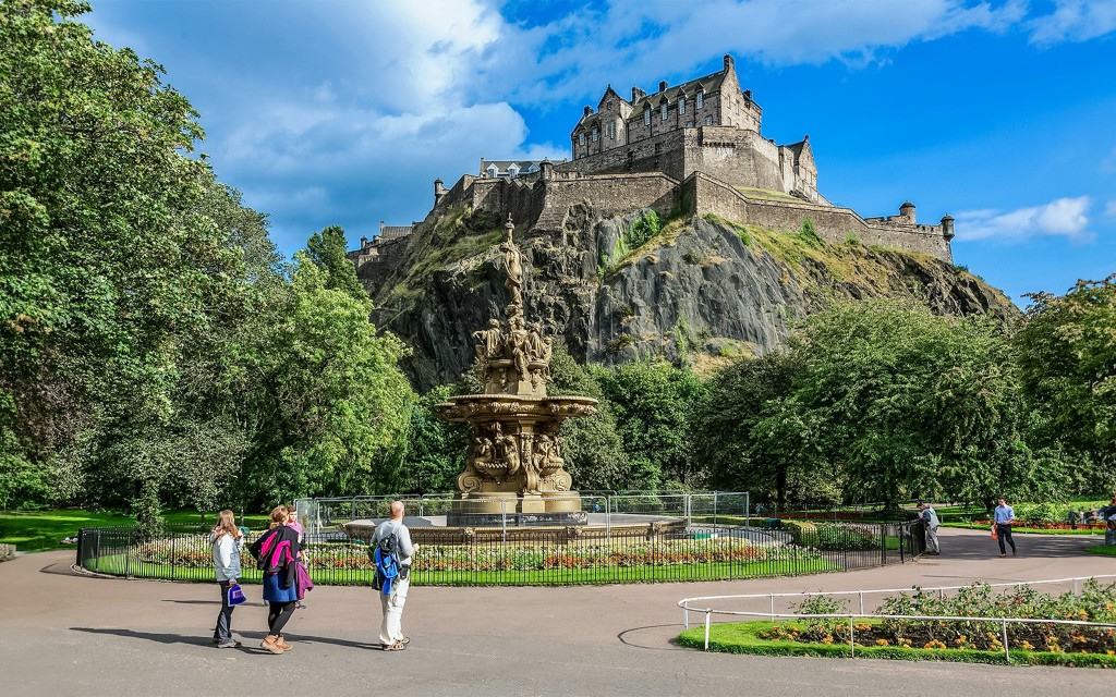 Edinburgh Castle Tour mit Führung (Edinburgh Castle & Royal Mile Small-Group English Tour )