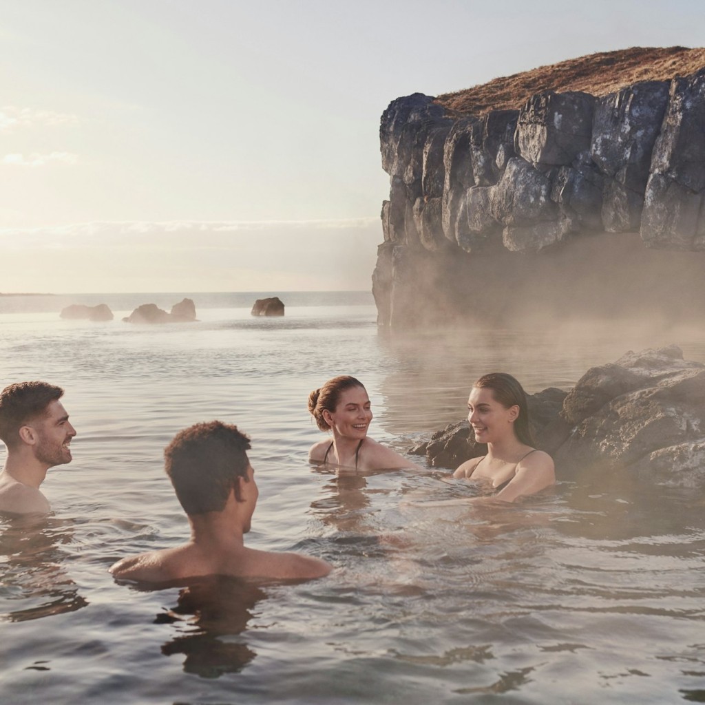Fagradalsfjall Volcano & Sky Lagoon: Spa Entry + Hiking Tour from Reykjavik