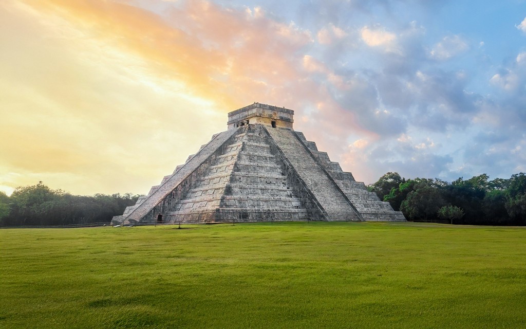 Von Cancún: Chichén Itzá Früher Zugang geführte Tour (Tour with Meeting Point Cancún Without Lunch)