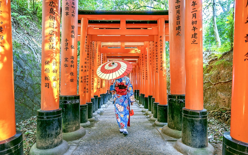 Von Kyoto/Osaka: Kinkakuji, Kiyomizu-Tempelgebiet & Fushimi-Inari-Schrein - geführte Tagestour (Pick-up from Nipponbashi, Osaka)