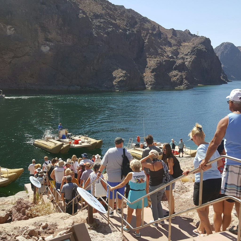 Desde Las Vegas: Excursión de medio día en balsa por la presa Hoover