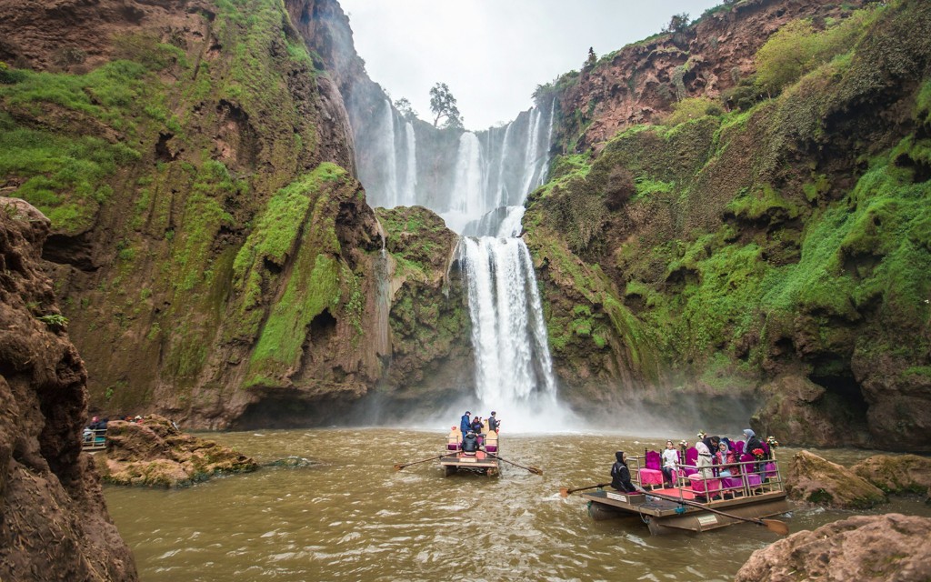 Von Marrakech aus: Ganztägige geführte Wanderung zu den Ouzoud-Wasserfällen mit Bootsfahrt ( Guided Group Tour)
