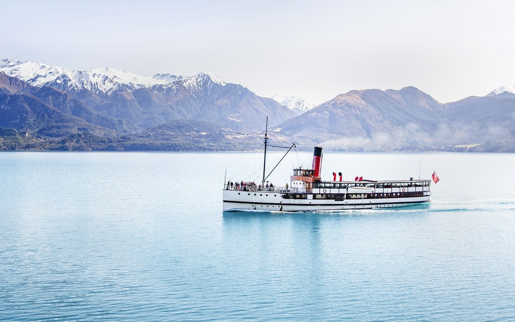 Z Queenstown: Rejs TSS Earnslaw po jeziorze Wakatipu (TSS Earnslaw Cruise + Walter Peak Gourmet BBQ Dining)