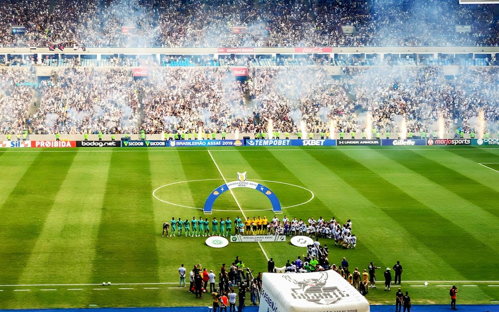 Ab Copacabana Palace: Fußballspiel im Maracanã-Stadion mit privatem Transport (Football match ticket + Transportation)