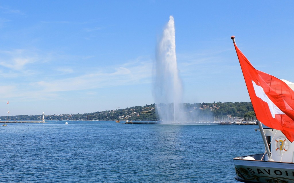 Ganztägige geführte Tour am Genfersee mit Chaplin's World und Schloss Chillon (GENEVA: Chaplin - Montreux - Chillon)