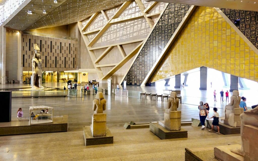 Grand Egyptian Museum: Schnelleinlass-Tickets mit privatem Hoteltransfer (Skip-The-Line Tickets + One-Way Transfer)