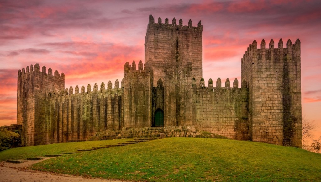 Guimaraes Castle Skip the Line Entry Ticket