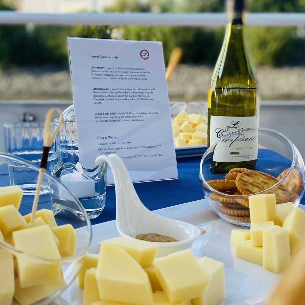 Hamburgo: Passeio de barco + Queijo e Vinho