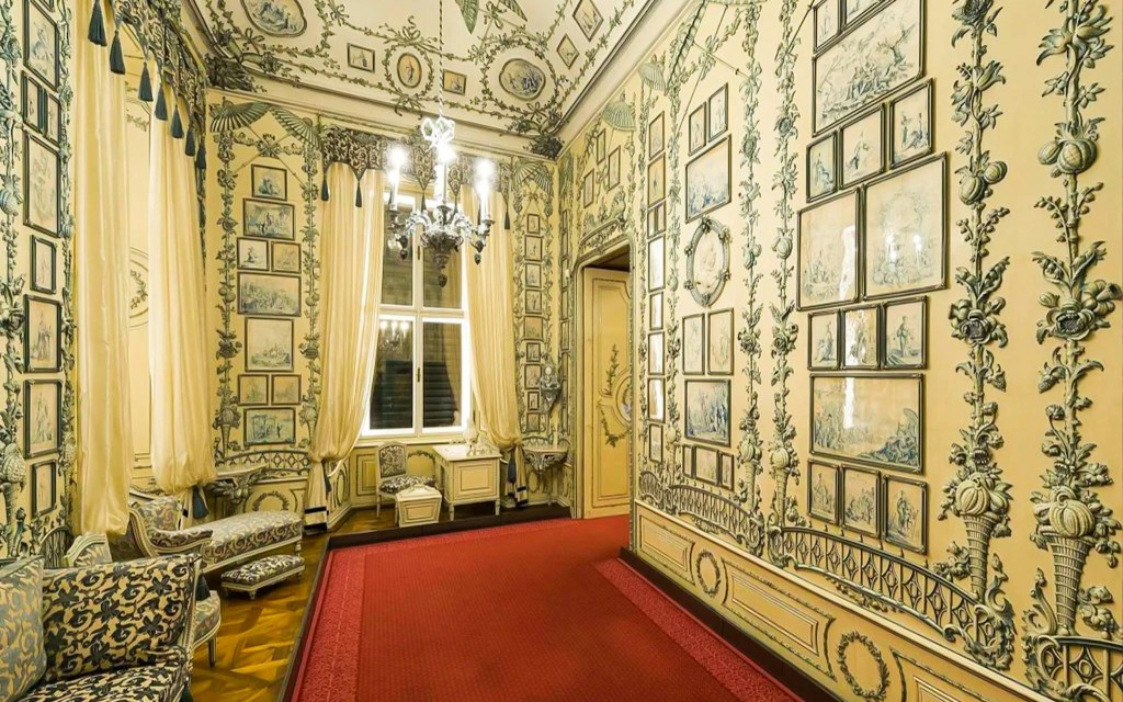 Visita guiada sin colas al Palacio y Jardines de Schönbrunn (Schönbrunn Palace & Vienna City Guided Tour in Spanish)