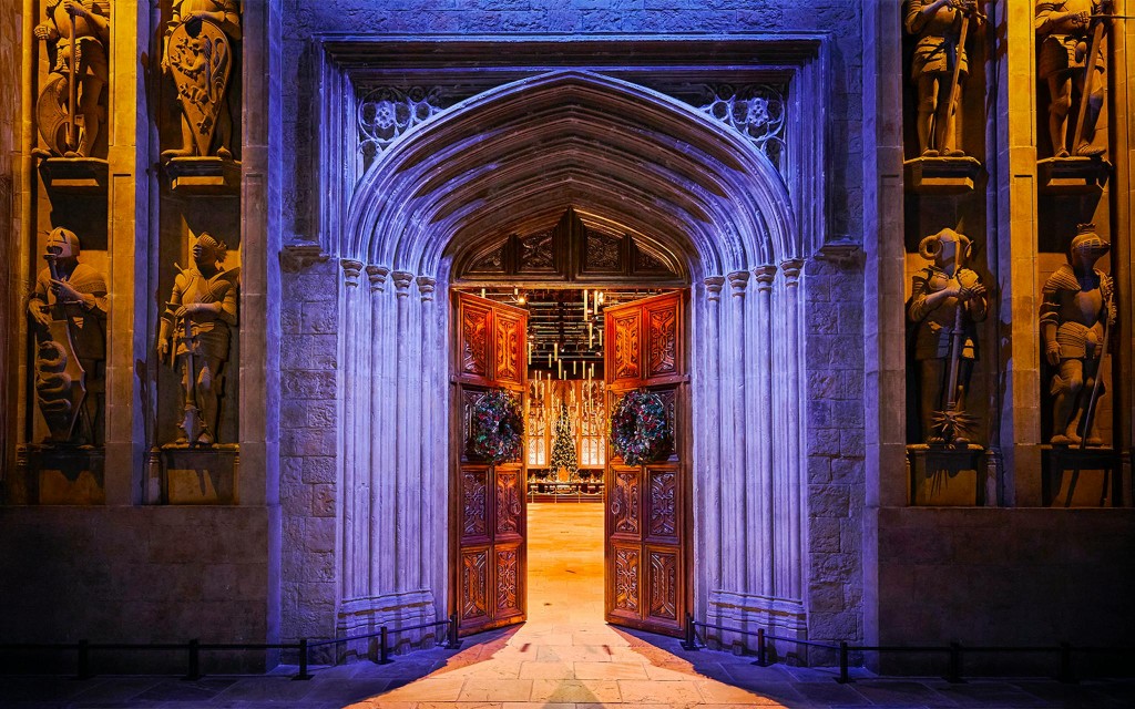 Tickets to Warner Bros. Studio Tour Tokyo - The Making of Harry Potter (Studio Tour Admission Ticket + eSIM)