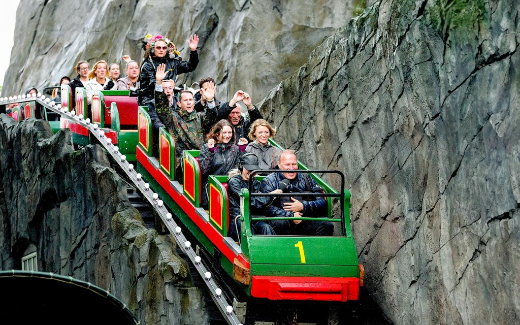 Tivoli: Pass für unbegrenzte Fahrten (Unlimited Ride Pass without Entry to Tivoli Gardens)