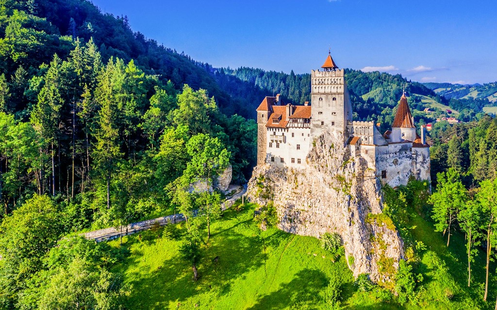 Ab Bukarest: Ganztägige Tour zum Schloss Bran, Schloss Peleș und Brașov mit Audioguide für die Schlösser
(English Guided Tour with Castles Audio Guide)