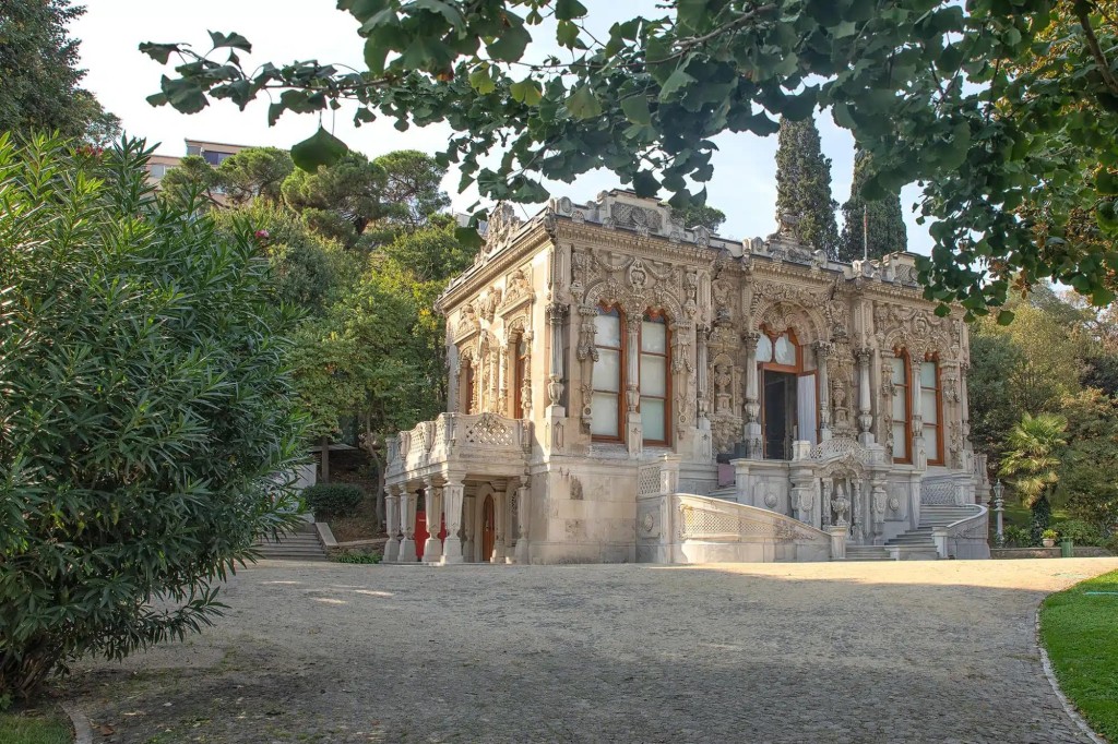 Ihlamur Palace Skip the Line Ticket & Audio Guide