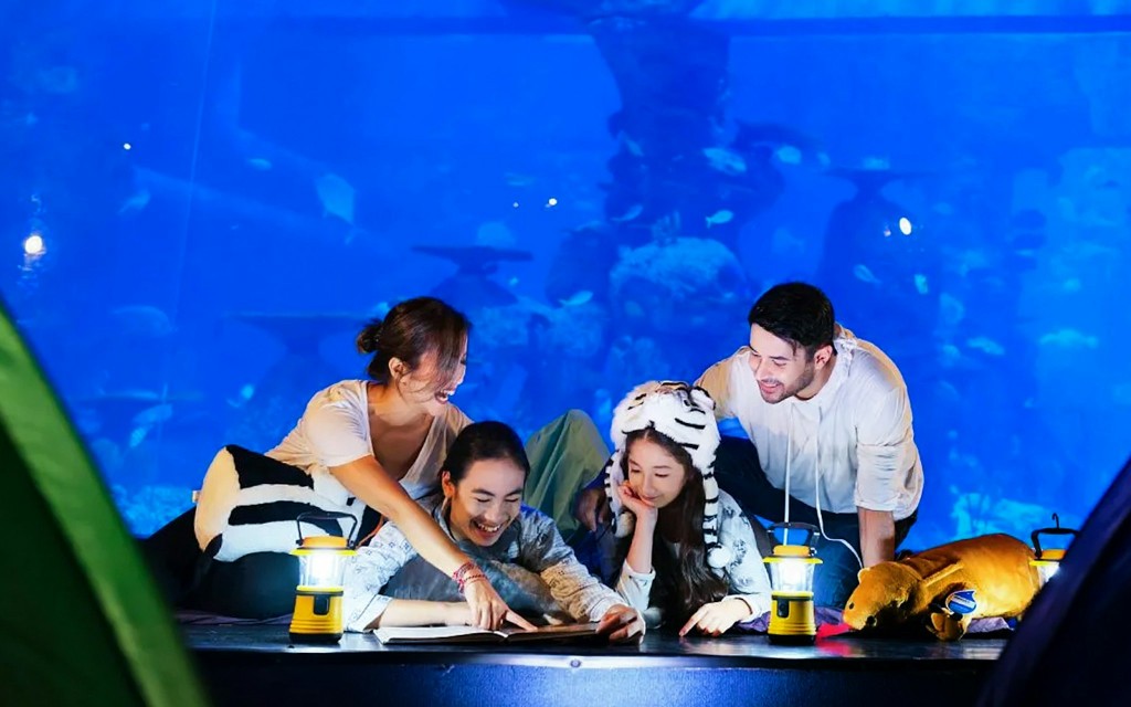 Jakarta Aquarium Safari Tickets (Regular Admission Ticket)