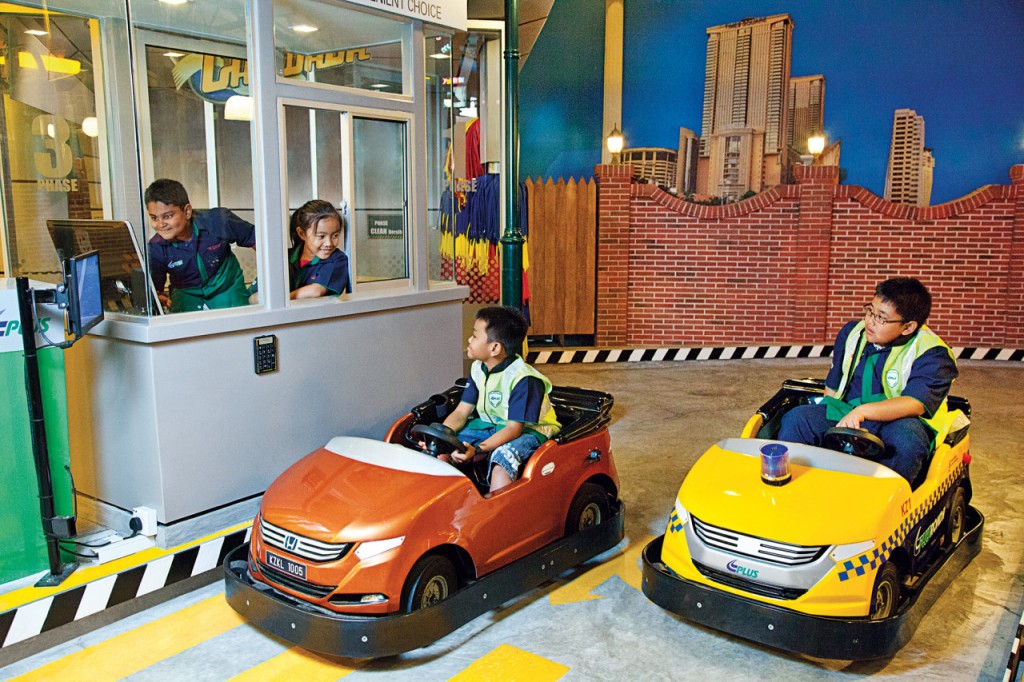 KidZania Kuala Lumpur Ticket (KidZania Kuala Lumpur - Admission)