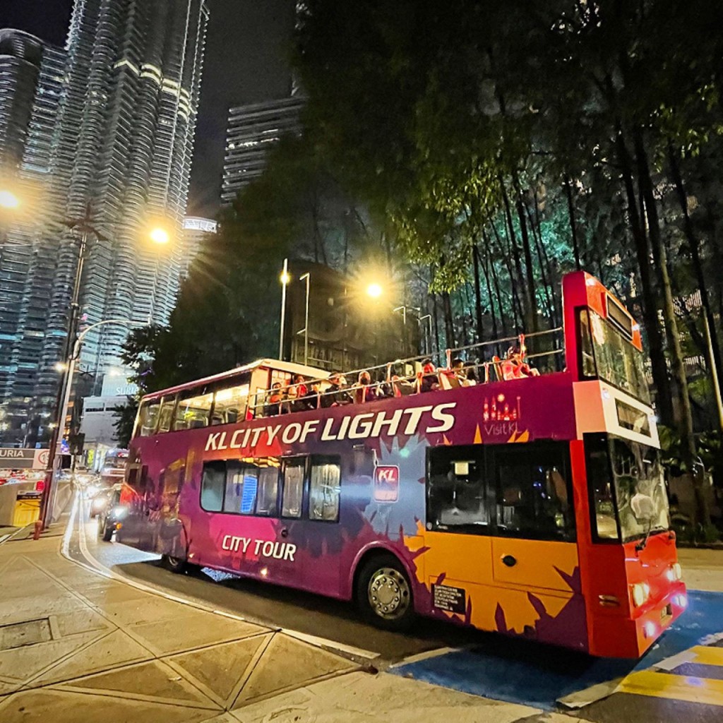 Kuala Lumpur Hop-on Hop-off Sightseeing Bus (KL City of Lights Tour - International Travellers (8:00 PM))