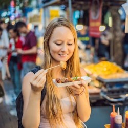 Krabi: Guided Food Tour + Tastings
