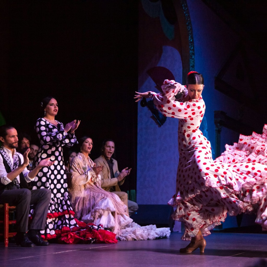 La Cantaora Seville: Flamenco Show with Optional Drink and Dinner