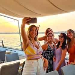 Lisbon: Tagus River Sunset Cruise + Drink
