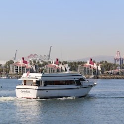 Long Beach: 45-Min Narrated Harbor Tour