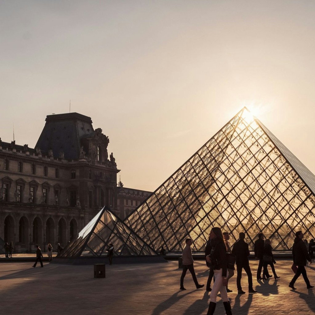 Louvre: Priorisierter Eintritt + Führung am Abend