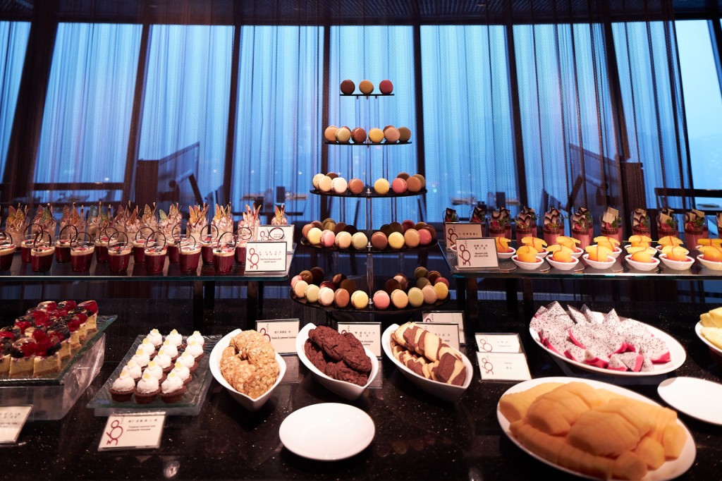 Macau Tower: 360 Cafe (360 Cafe - Afternoon Tea Set with DIY Tote Bag)