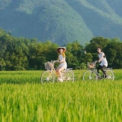 Mai Chau: Full-Day Guided Trip from Hanoi + Lunch
