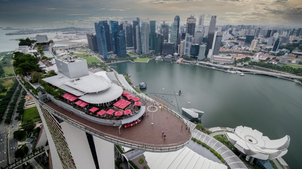 ArtScience Museum Ticket (COMBO: Marina Bay Sands SkyPark Observation Deck (Entry until 4:00 PM) + ArtScience Museum teamLab Future World Off-Peak Admission (Mondays to Thursdays))