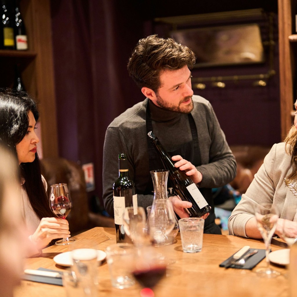 Ô Chateau Paris : Dîner de dégustation de vins