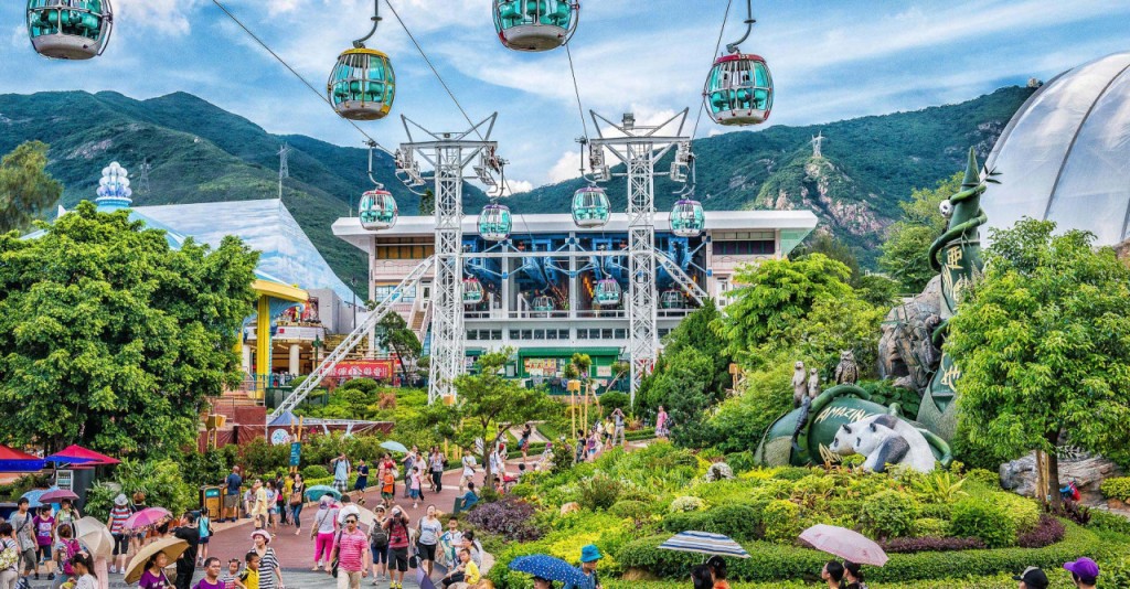Ocean Park Hong Kong Ticket (One-Day Pass + Ocean FasTrack Pro)