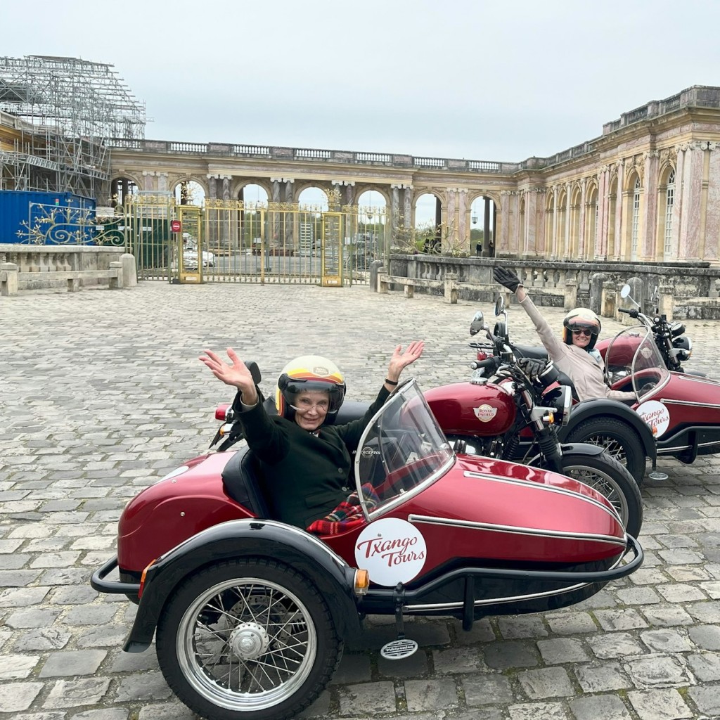 Palazzo di Versailles: Biglietto d'ingresso + Audioguida + Trasferimenti in Sidecar