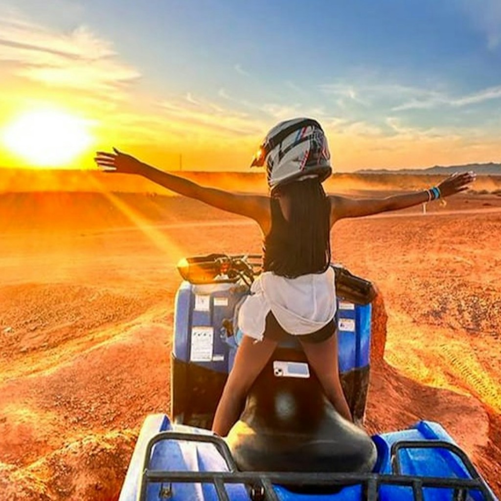 Desierto de Palmeraie: Aventura guiada de medio día en quad + traslados desde Marrakech