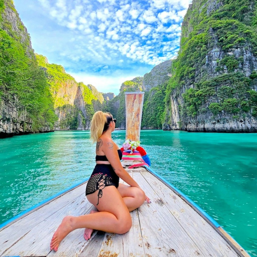 Phi Phi : Excursion d'une journée depuis Phuket + 4 heures d'excursion privée à bord d'une longue queue