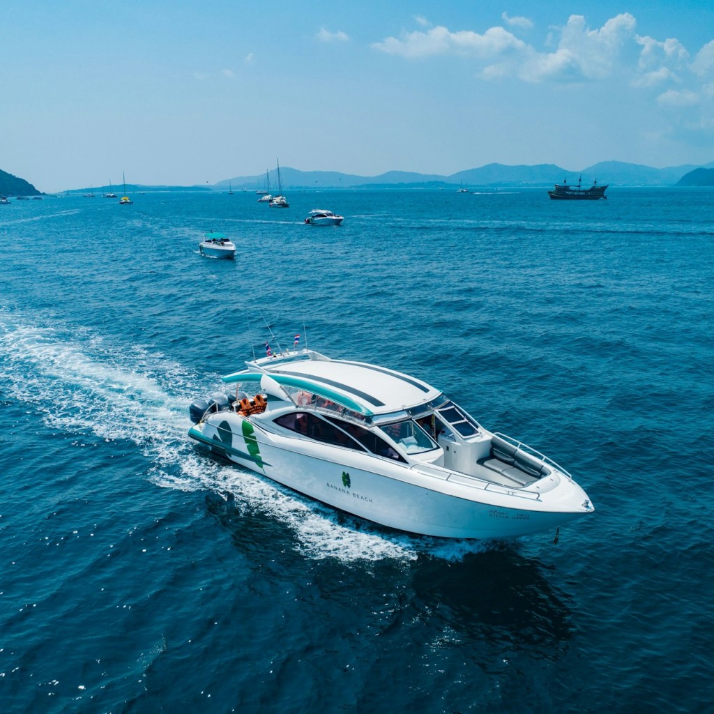 Phuket: Banana Beach Tour + Transfers + Guided Snorkeling
