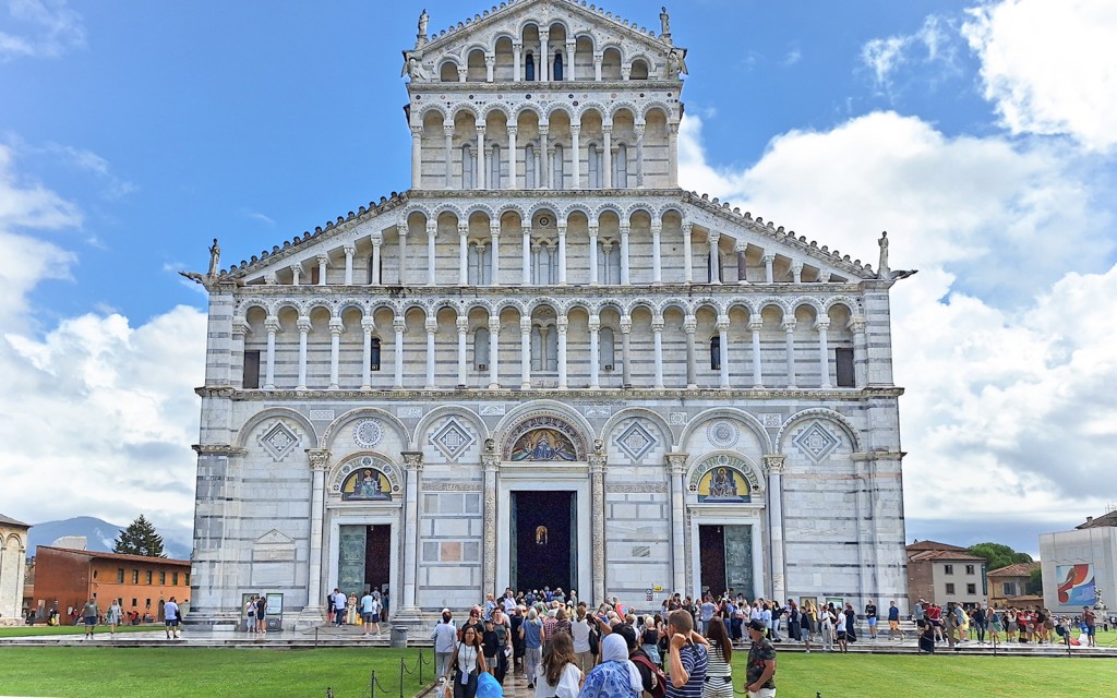 Pisa Leaning Tower and Cathedral Guided Tour (German Guided Tour)