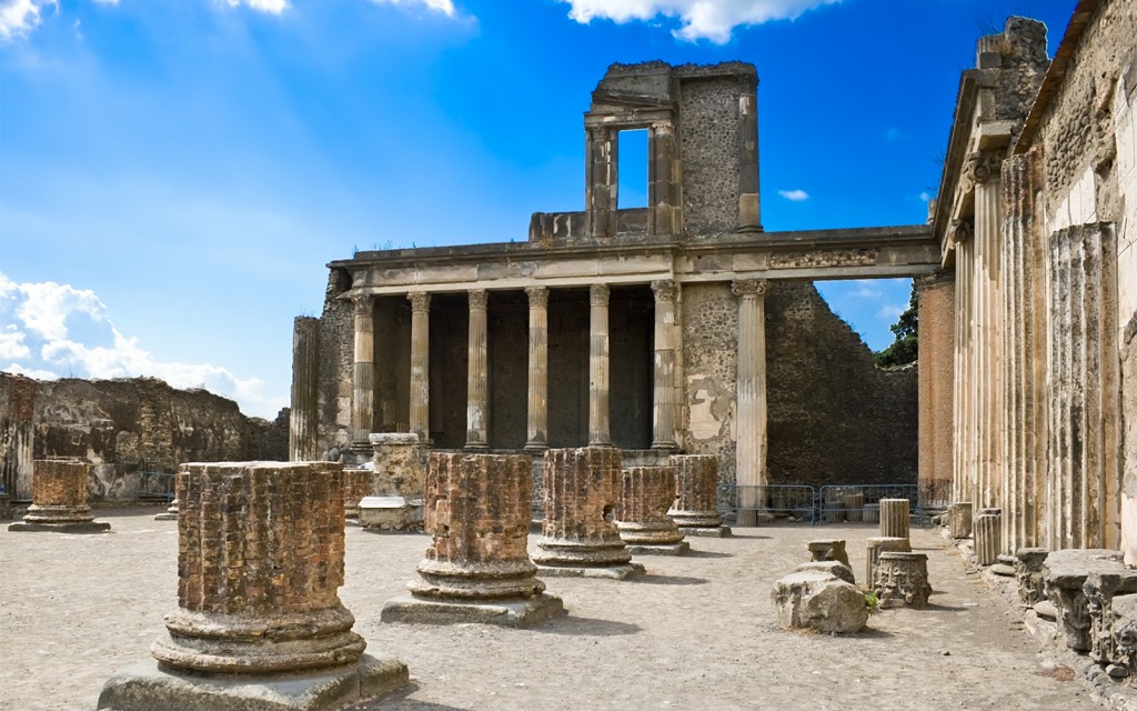 Pompeii Entry Tickets with Audio Guide (Pompeii Plus Tickets + Guidebook)