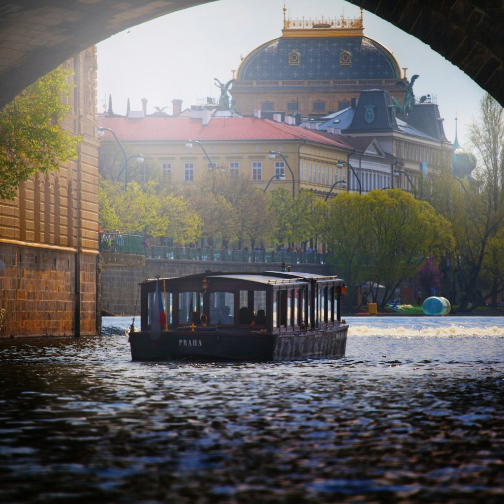 Prag: Bootstour + Eintritt ins Karlsbrückenmuseum