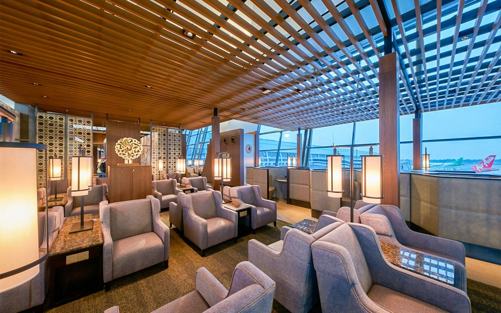 Accesso alla lounge Saphire Plaza Premium dell'Aeroporto Internazionale di Jakarta: Partenze Internazionali, Terminal 3 (3 Hours)