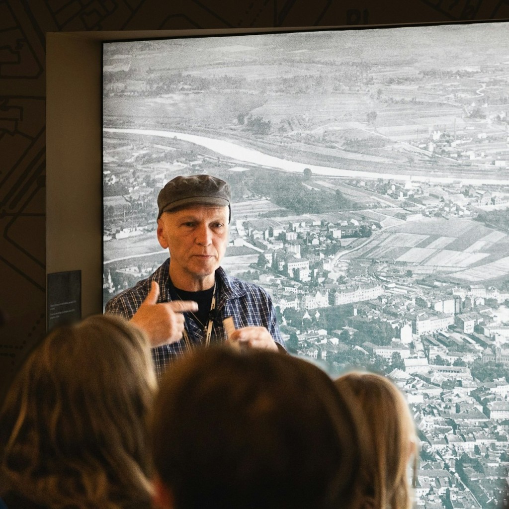La fàbrica de Schindler: entrada sense cues + visita guiada