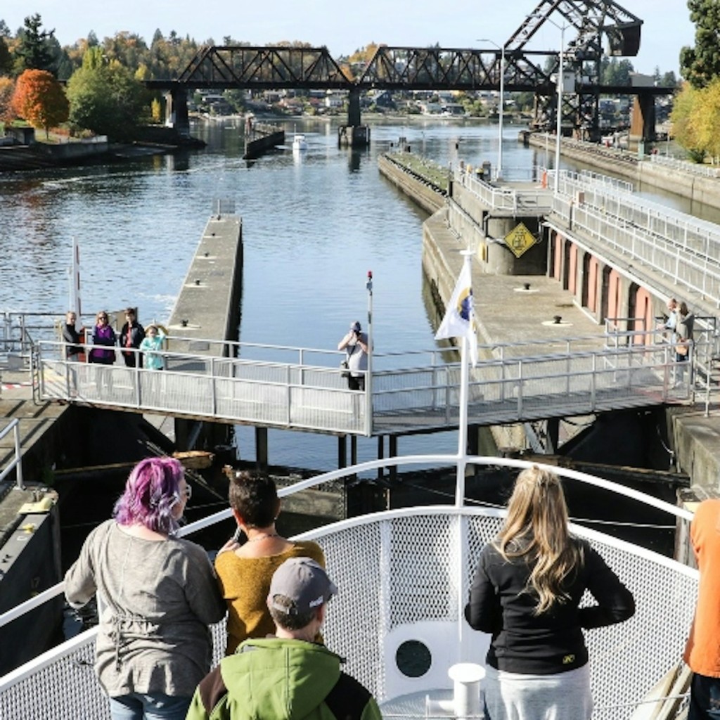 Seattle One Way Locks Cruise