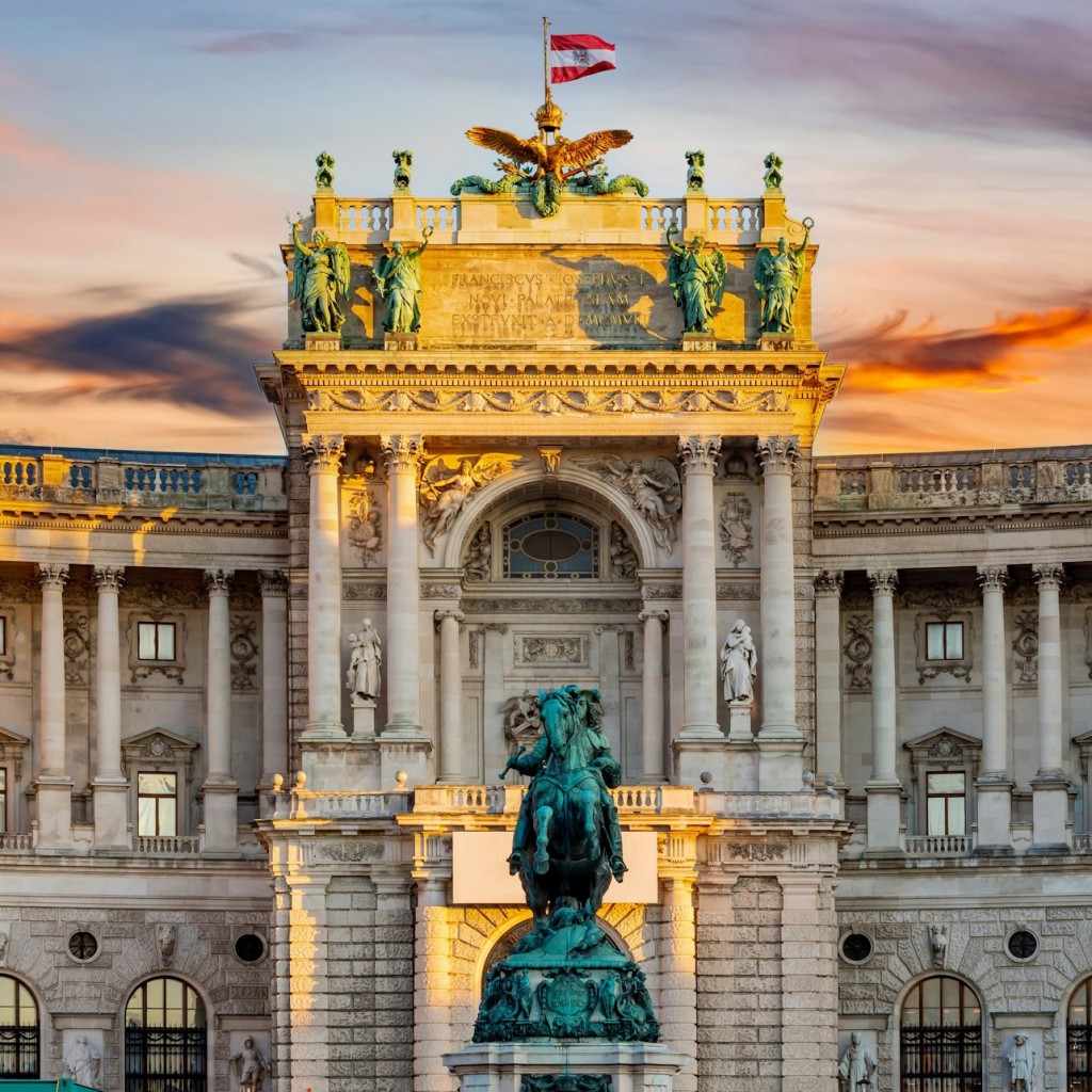 Museu de Sisi, Palau Hofburg i jardins: Salta't la cua + visita guiada
